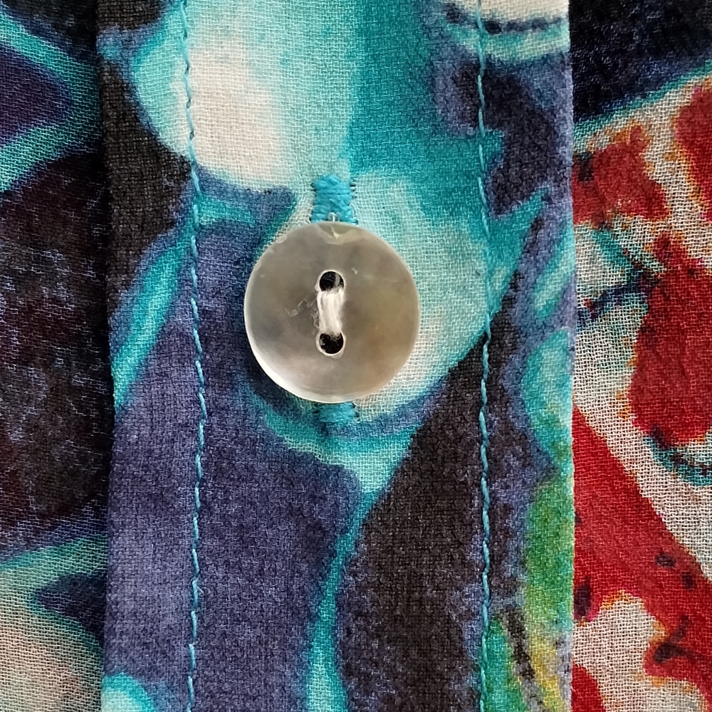 Chico’s Silk Floral Button Down Blouse S Colorful Short Sleeve Pockets - Picture 6 of 9